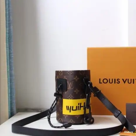 LV Bags 1906BL0068 0815